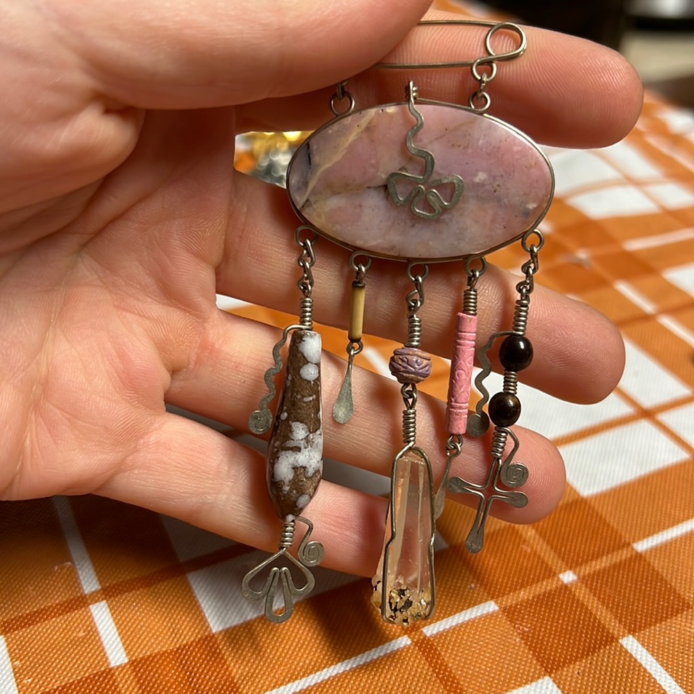 Vintage charm pin